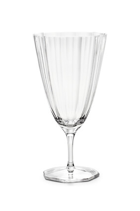 كأس إيزابيل للمشروبات المثلجة